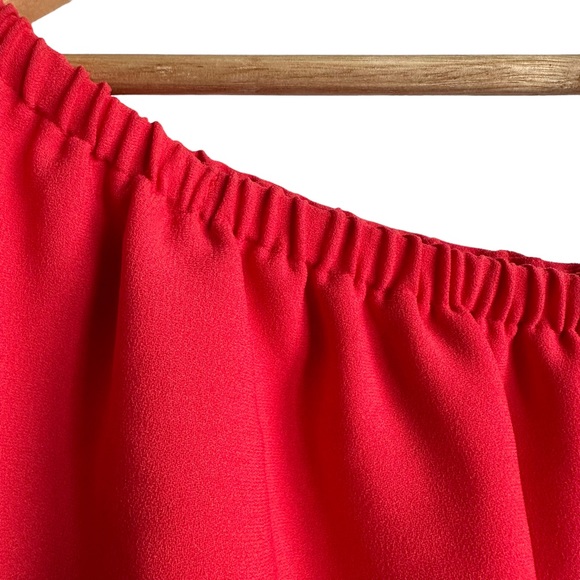 Aritzia Wilfred Off the Should Ruffle Morel Blouse Bright Red - Size Large - Picture 5 of 8